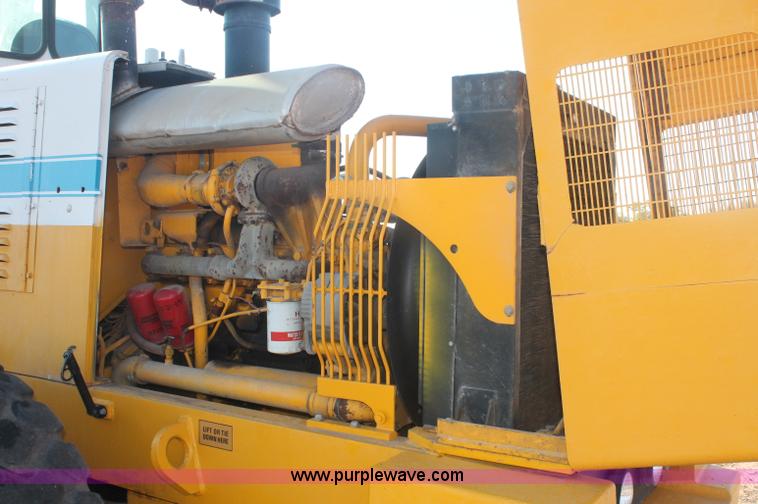 image for item C2878 International 530 Pay Loader wheel loader