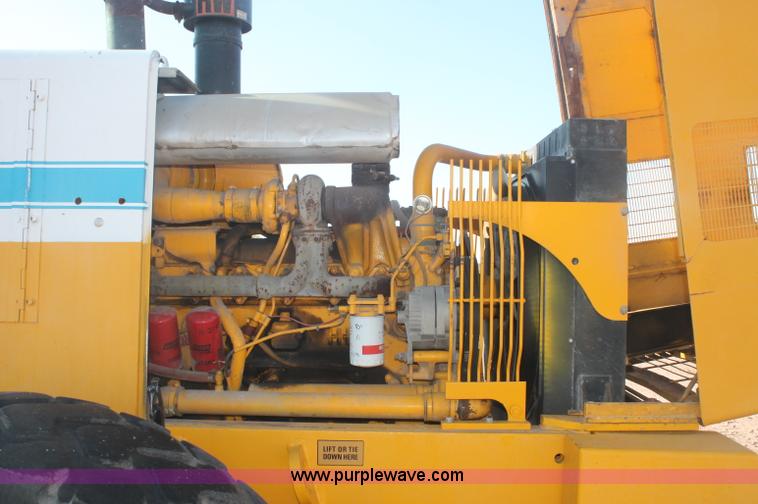 image for item C2878 International 530 Pay Loader wheel loader