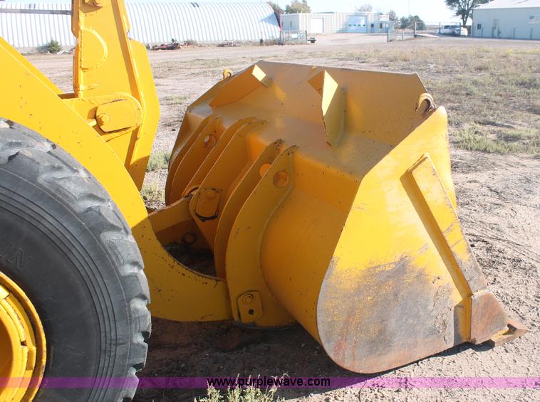 image for item C2878 International 530 Pay Loader wheel loader