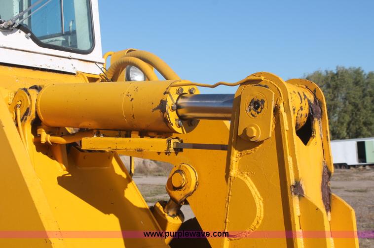 image for item C2878 International 530 Pay Loader wheel loader