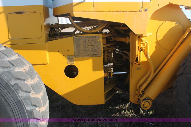 image for item C2878 International 530 Pay Loader wheel loader