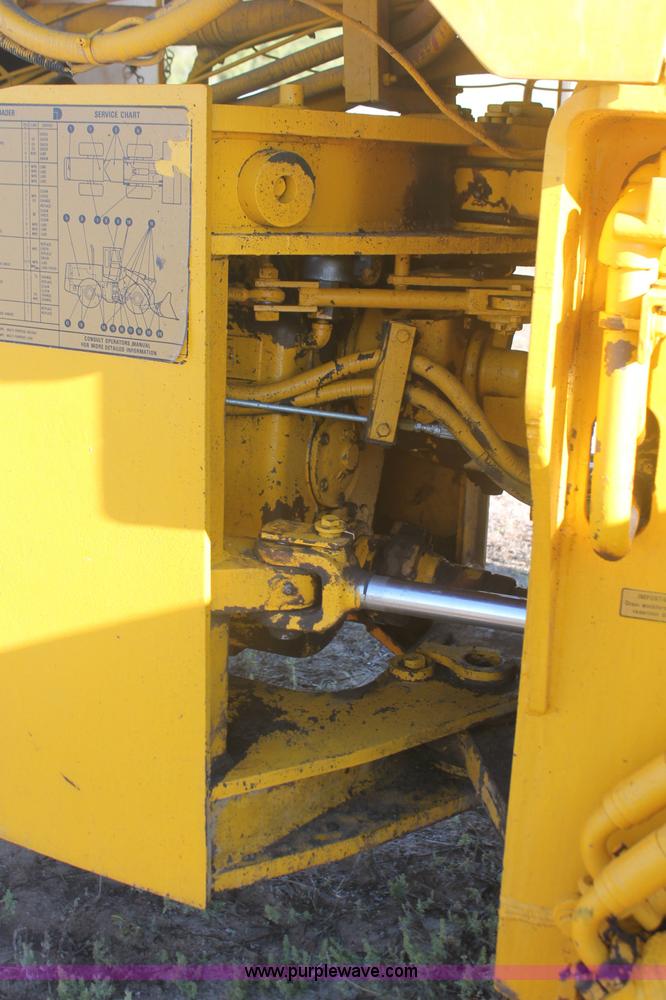 image for item C2878 International 530 Pay Loader wheel loader