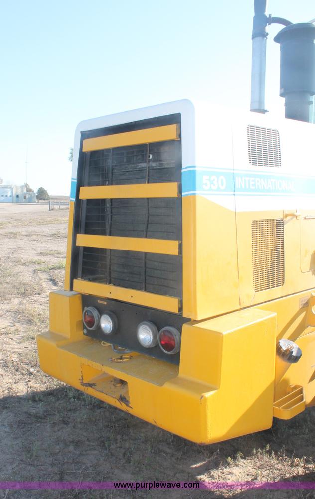image for item C2878 International 530 Pay Loader wheel loader