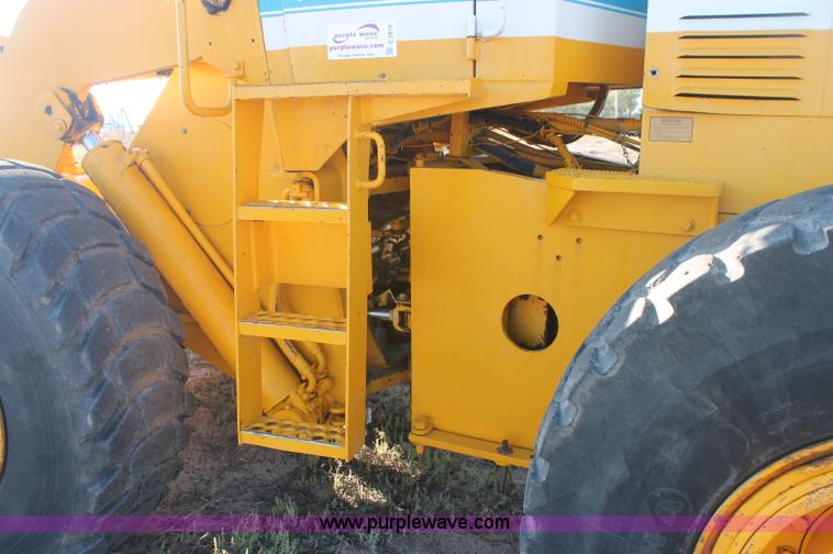 image for item C2878 International 530 Pay Loader wheel loader