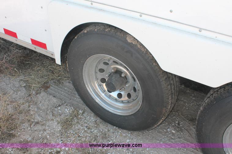 image for item C2893 1996 Jensen 26' tandem axle enclosed trailer