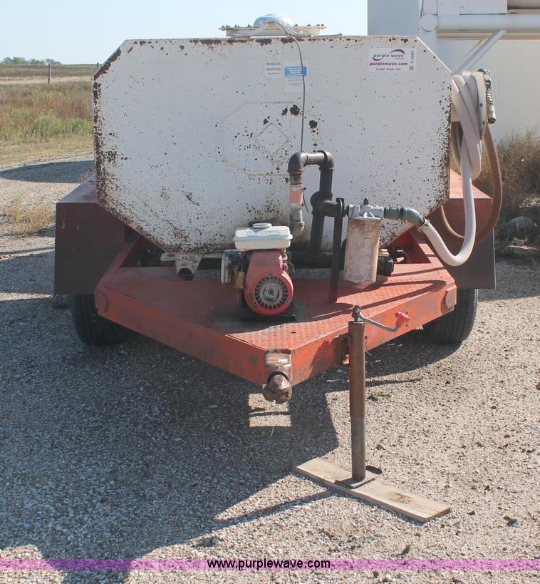 image for item C2895 1,000 gallon diesel fuel tank