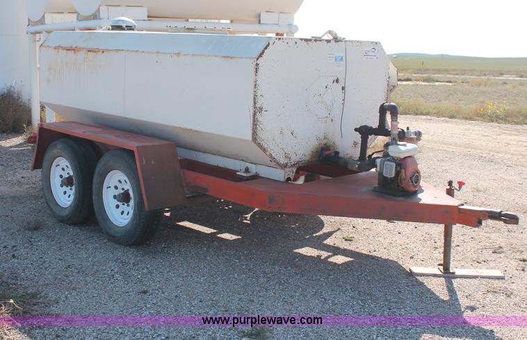 image for item C2895 1,000 gallon diesel fuel tank