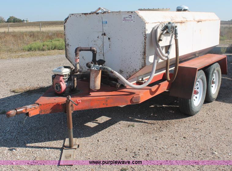 image for item C2895 1,000 gallon diesel fuel tank