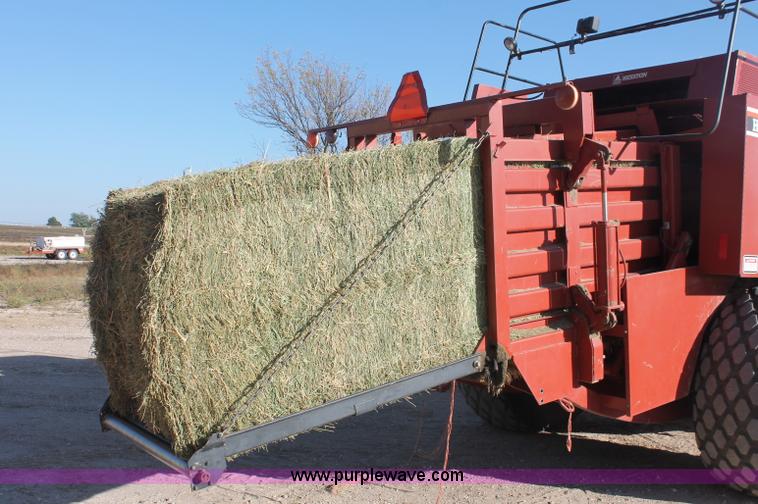image for item C2901 Hesston 4900 large square baler