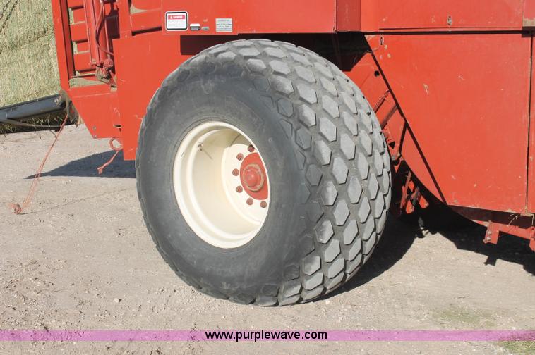 image for item C2901 Hesston 4900 large square baler