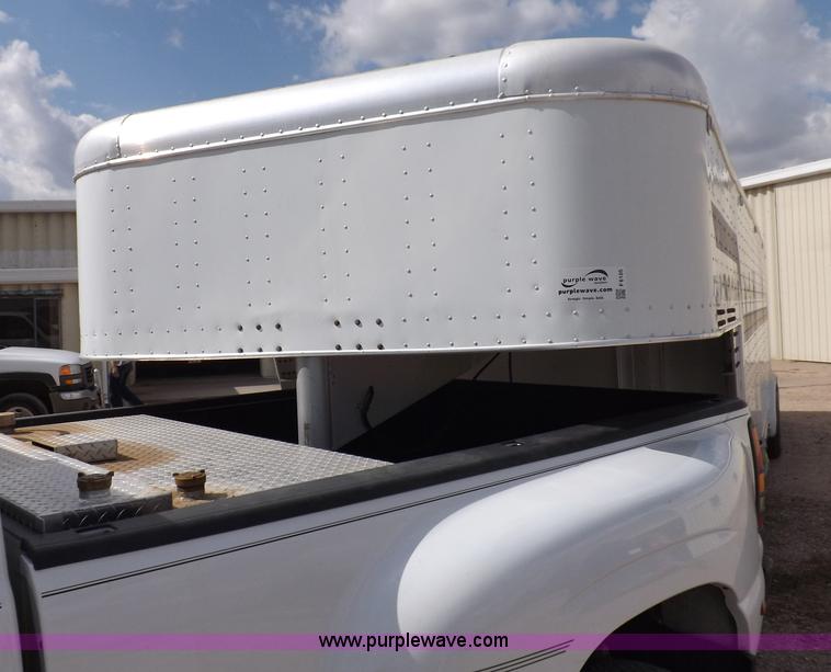 image for item F6105 1989 Tommy's Trailers tandem axle enclosed gooseneck trailer