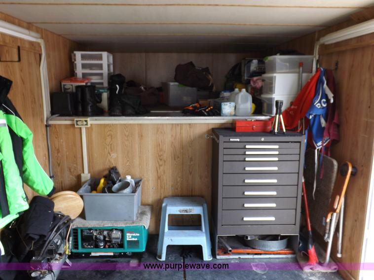 image for item F6105 1989 Tommy's Trailers tandem axle enclosed gooseneck trailer