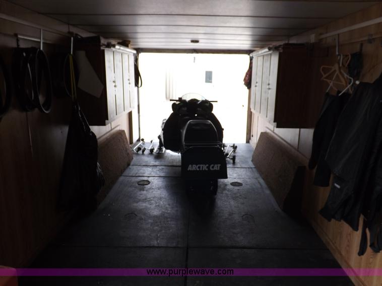 image for item F6105 1989 Tommy's Trailers tandem axle enclosed gooseneck trailer