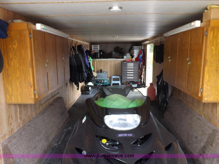 image for item F6105 1989 Tommy's Trailers tandem axle enclosed gooseneck trailer