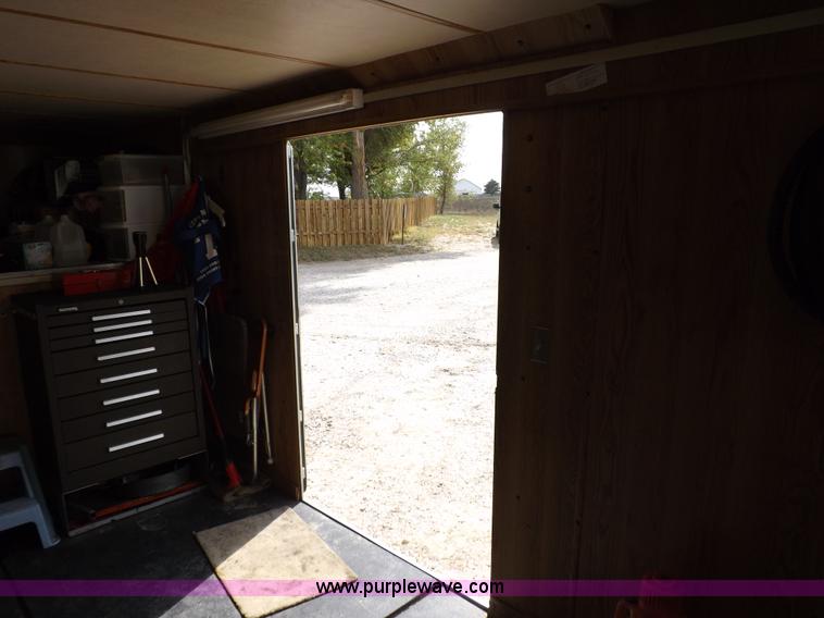 image for item F6105 1989 Tommy's Trailers tandem axle enclosed gooseneck trailer