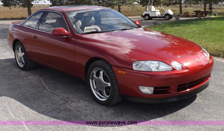 image for item F6106 1992 Lexus SC400