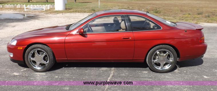 image for item F6106 1992 Lexus SC400