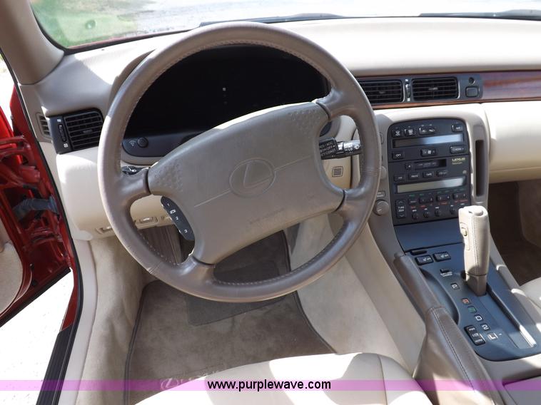 image for item F6106 1992 Lexus SC400