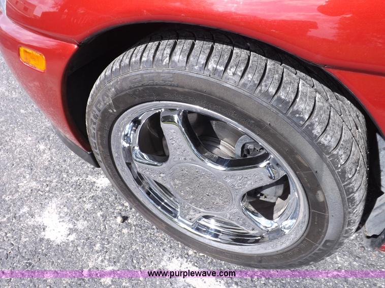 image for item F6106 1992 Lexus SC400