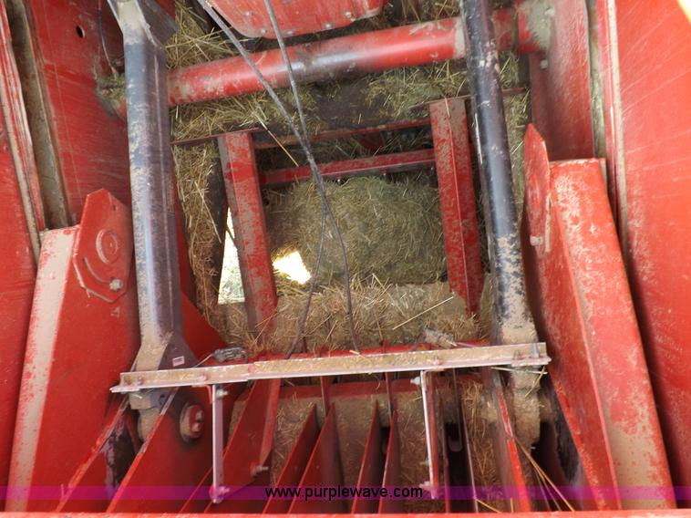 image for item F6107 2001 Case IH 8590 baler with accumulator