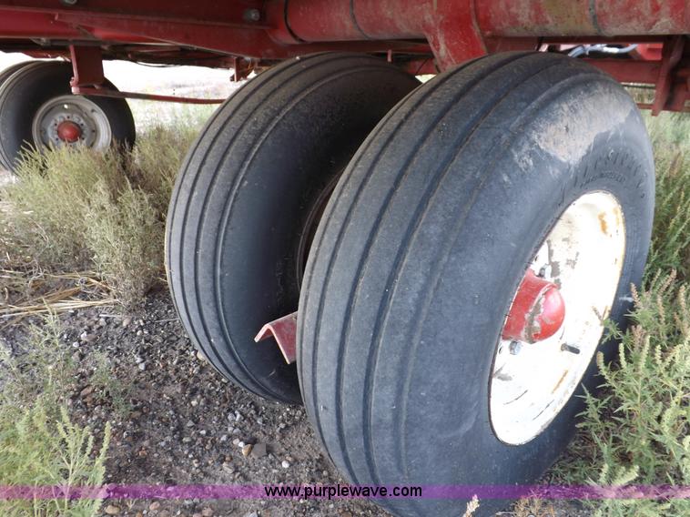 image for item F6107 2001 Case IH 8590 baler with accumulator