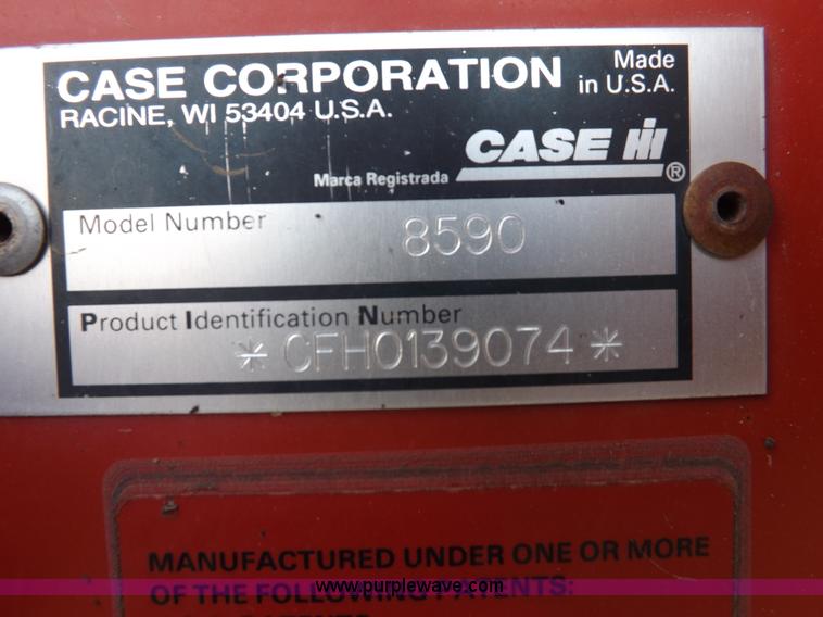 image for item F6107 2001 Case IH 8590 baler with accumulator