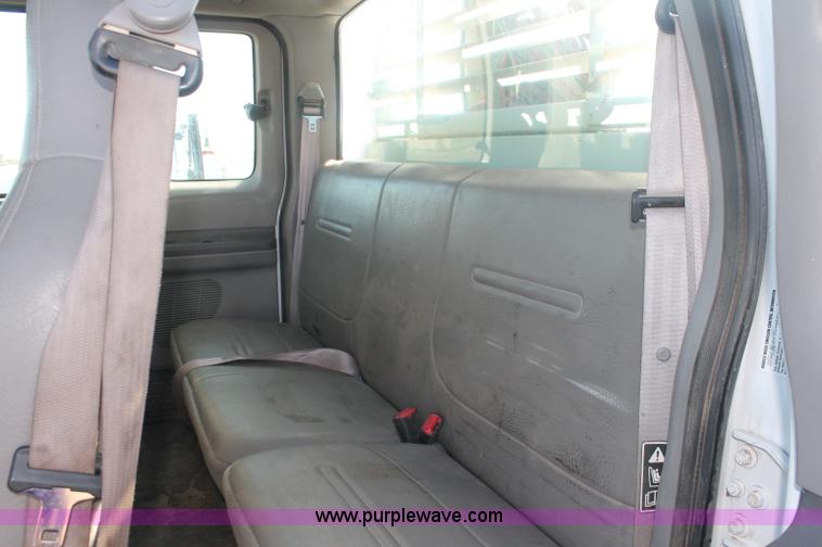 image for item F6131 2001 Ford F350 XL Super Duty Extended Cab service truck