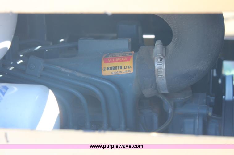 image for item F6137 1988 New Holland L553 skid steer