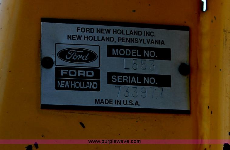 image for item F6137 1988 New Holland L553 skid steer