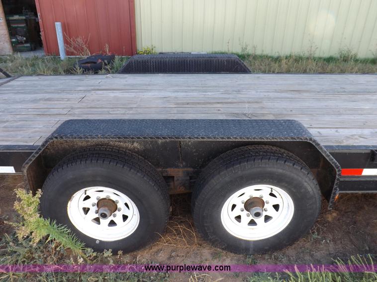 image for item F6138 2003 PJ 24' gooseneck trailer