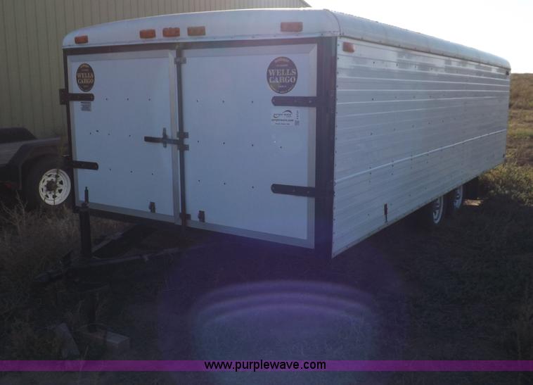 image for item F6139 1977 Wells cargo enclosed trailer