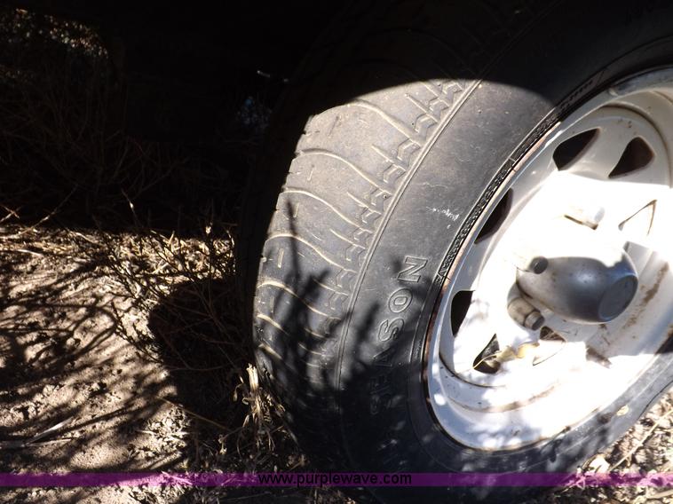 image for item F6139 1977 Wells cargo enclosed trailer