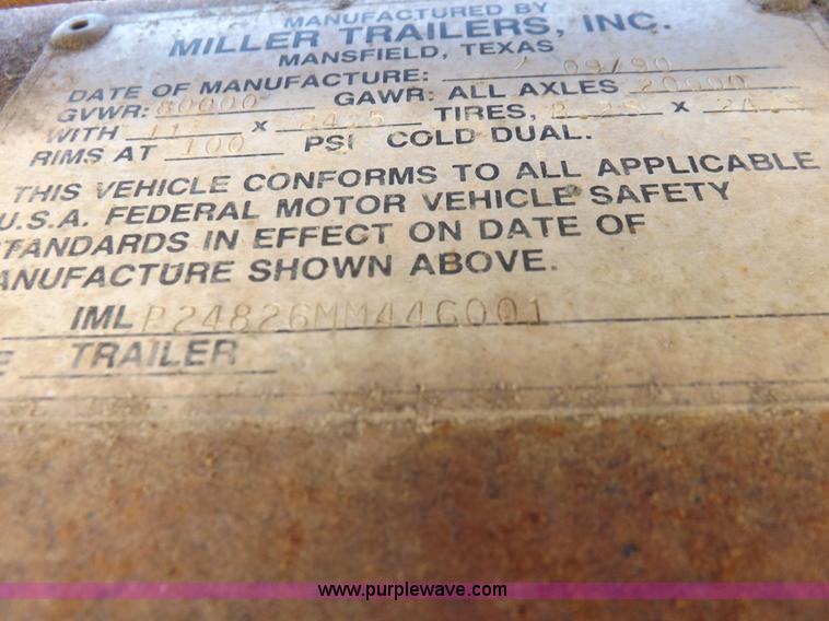 image for item F6174 1991 Miller 53' flatbed trailer