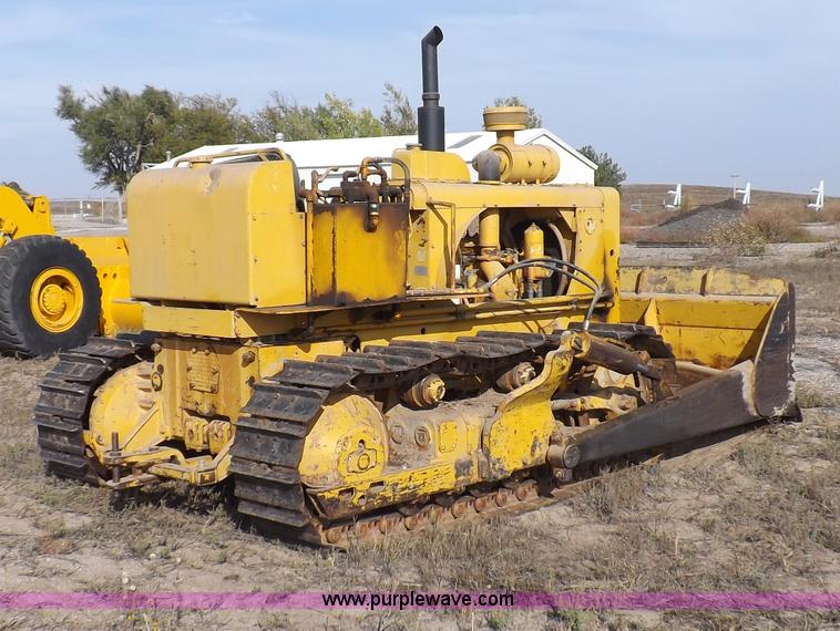 image for item F6180 International TD15 dozer