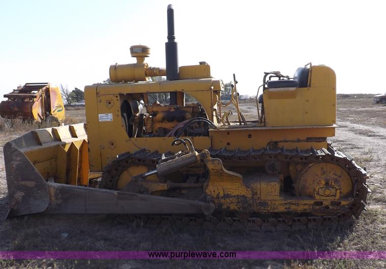 image for item F6180 International TD15 dozer