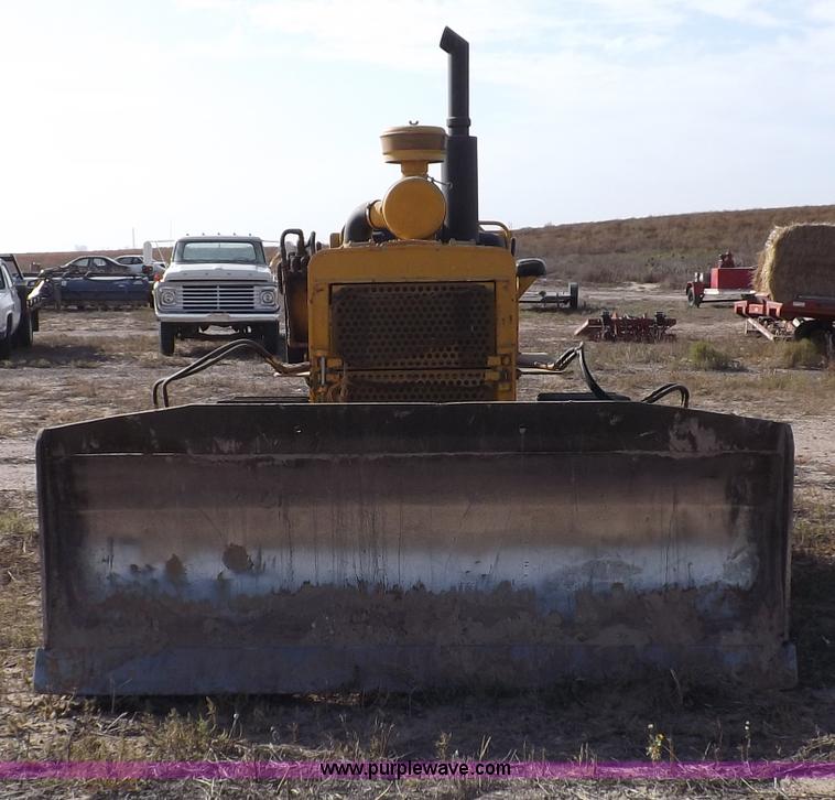 image for item F6180 International TD15 dozer