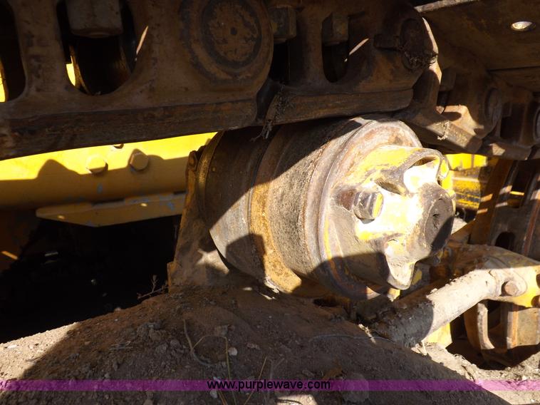 image for item F6180 International TD15 dozer