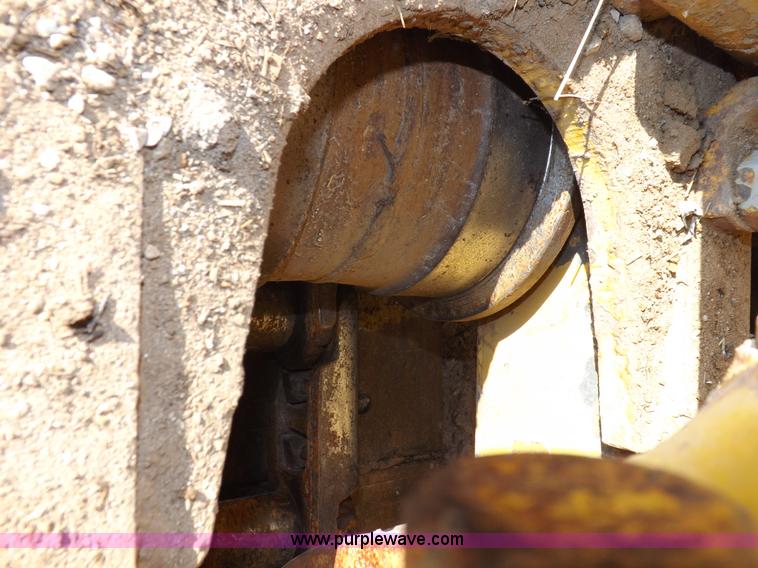 image for item F6180 International TD15 dozer