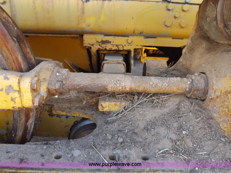 image for item F6180 International TD15 dozer