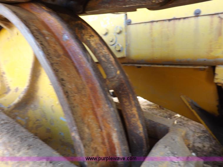 image for item F6180 International TD15 dozer