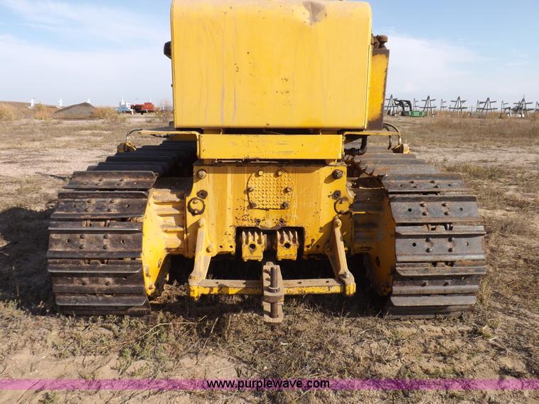 image for item F6180 International TD15 dozer