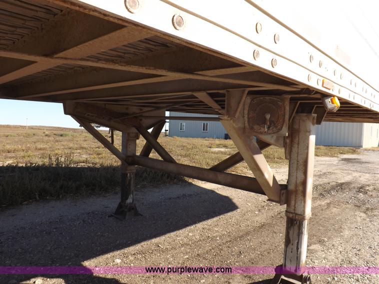 image for item F6183 1991 Wilkens walking floor trailer