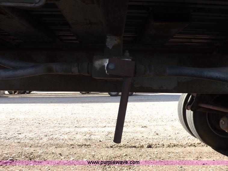 image for item F6183 1991 Wilkens walking floor trailer