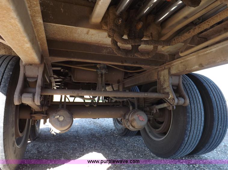 image for item F6183 1991 Wilkens walking floor trailer