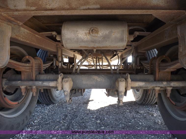 image for item F6183 1991 Wilkens walking floor trailer