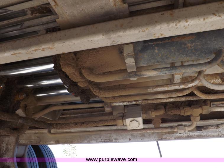 image for item F6183 1991 Wilkens walking floor trailer