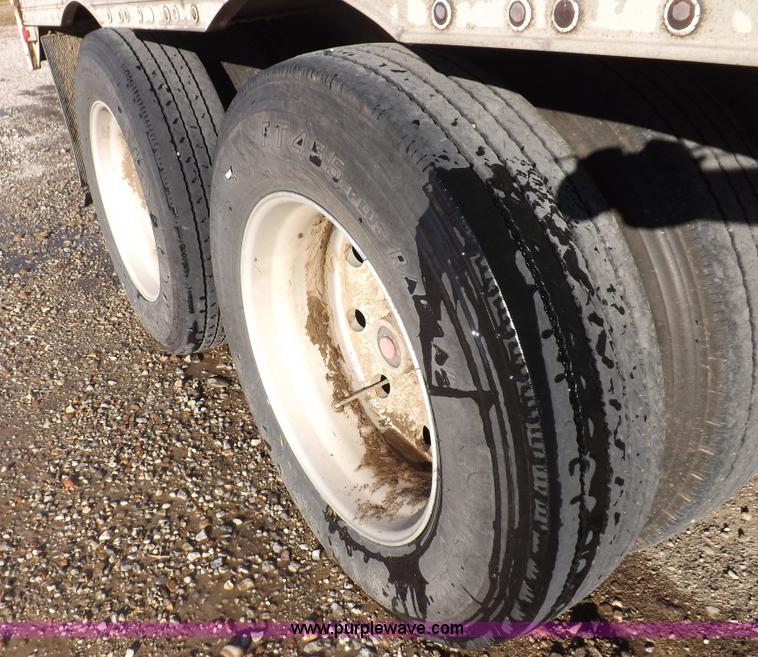 image for item F6183 1991 Wilkens walking floor trailer