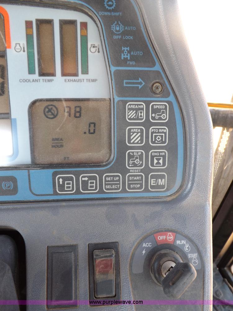 image for item F6186 1995 Ford New Holland 8870 tractor