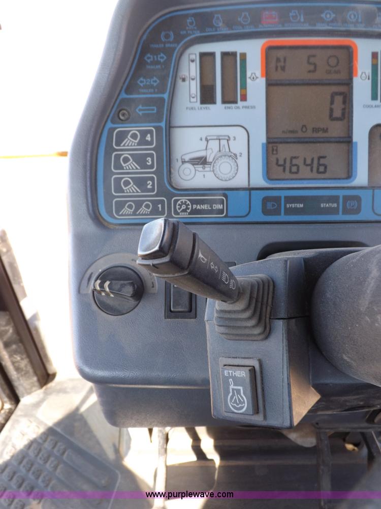 image for item F6186 1995 Ford New Holland 8870 tractor