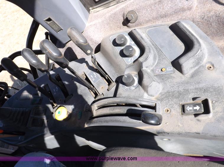 image for item F6186 1995 Ford New Holland 8870 tractor